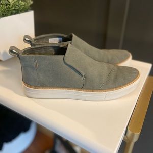 Toms Gray Slip-On Sneakers